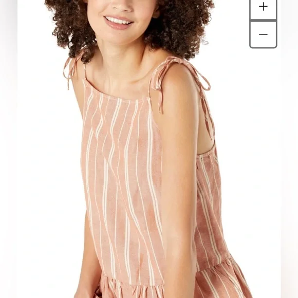 Levis romper (M) - Picture 4 of 12